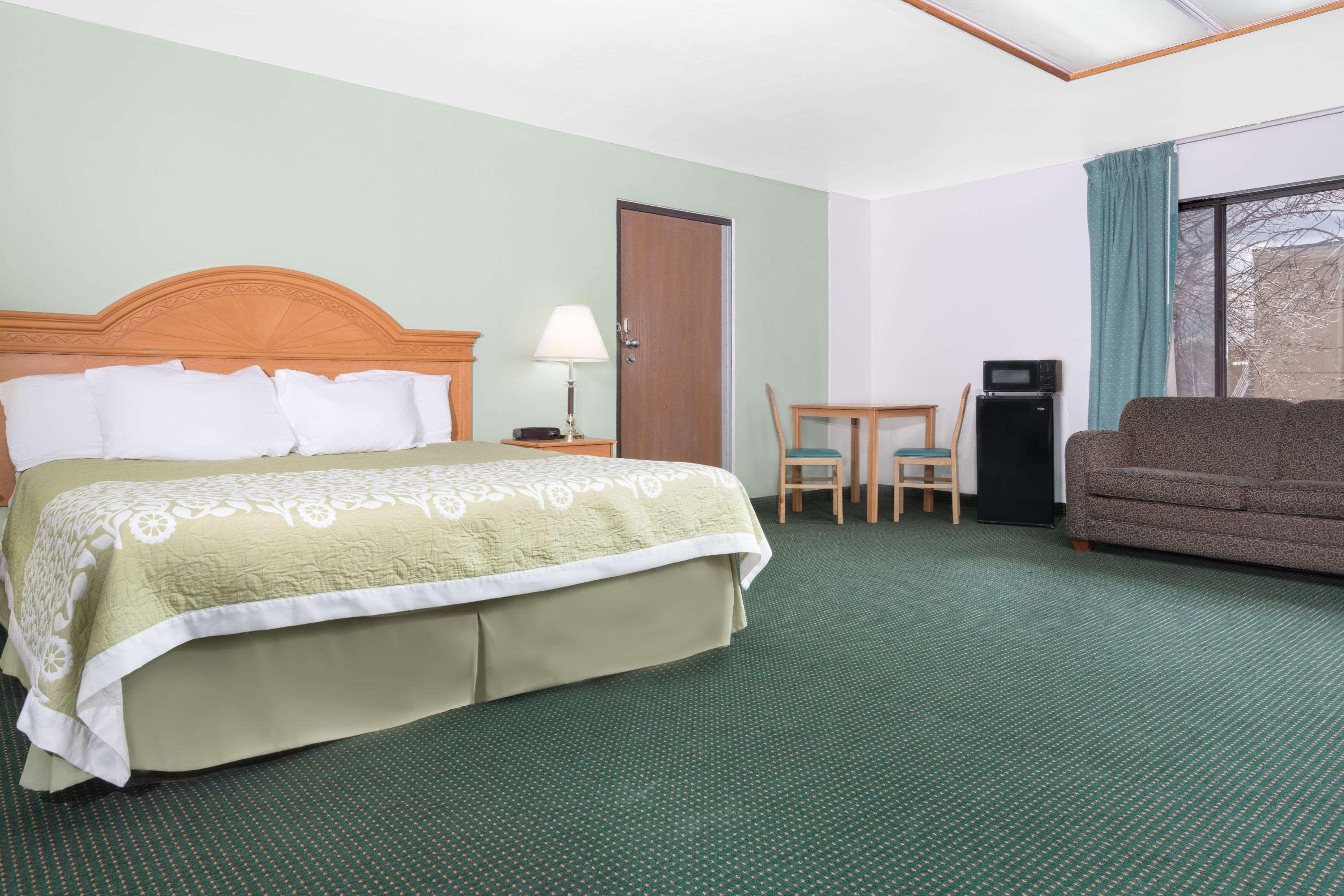 Days Inn By Wyndham St Cloud Сент-Клауд Экстерьер фото
