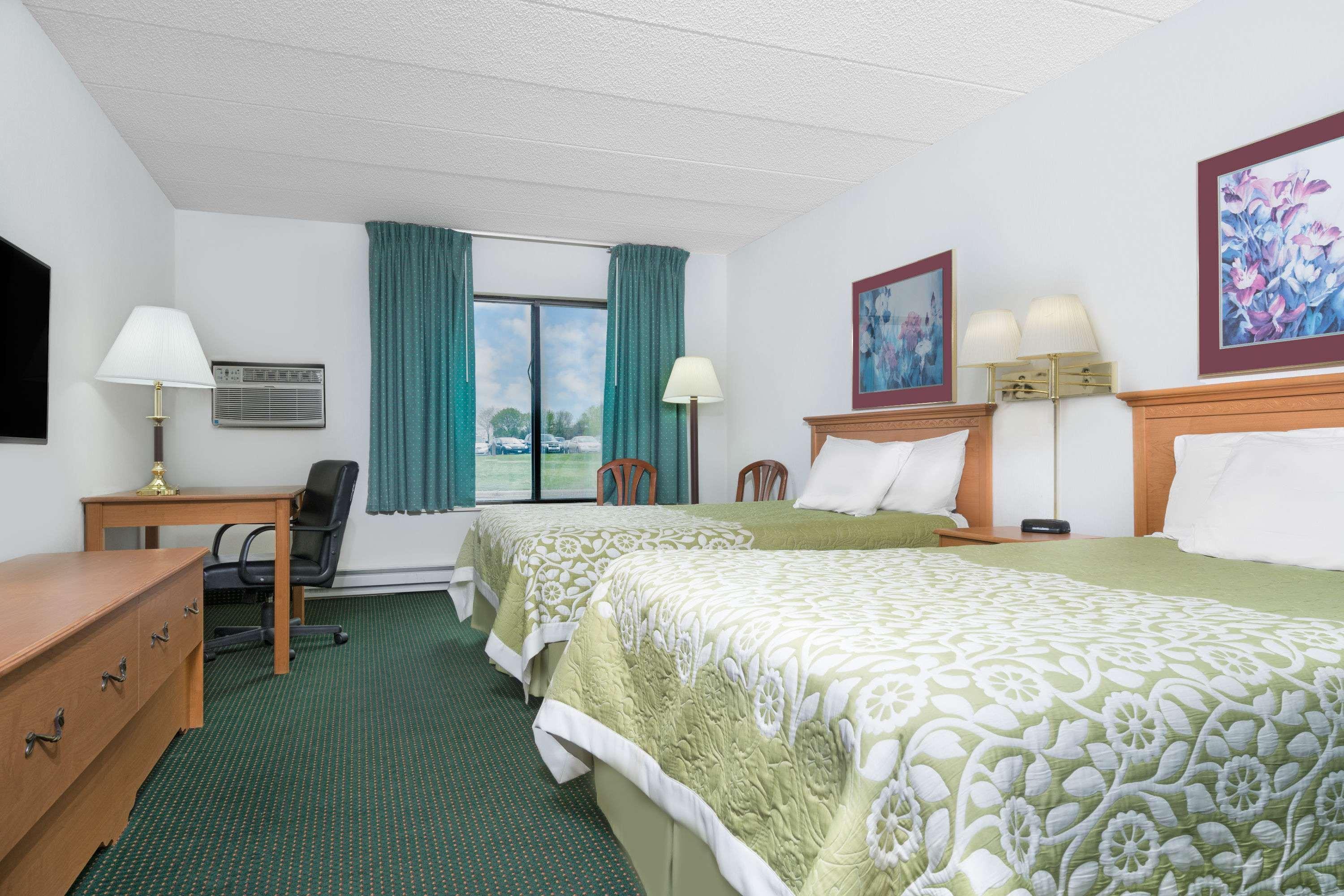 Days Inn By Wyndham St Cloud Сент-Клауд Экстерьер фото